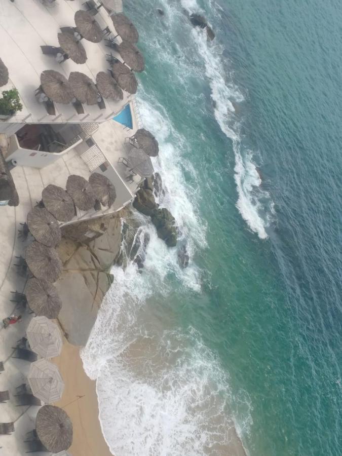 Suite En Torres Gemelas A Pie De Playa 611 Acapulco Esterno foto