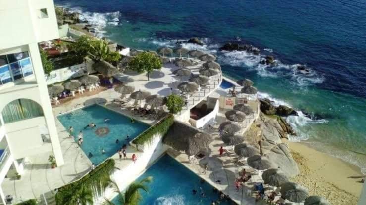 Suite En Torres Gemelas A Pie De Playa 611 Acapulco Esterno foto