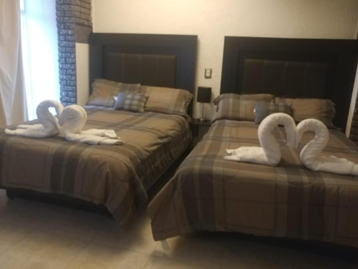 Suite En Torres Gemelas A Pie De Playa 611 Acapulco Esterno foto