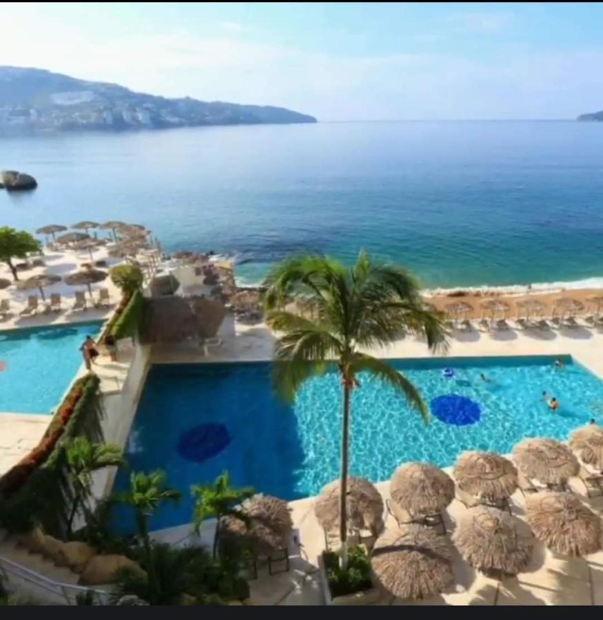 Suite En Torres Gemelas A Pie De Playa 611 Acapulco Esterno foto